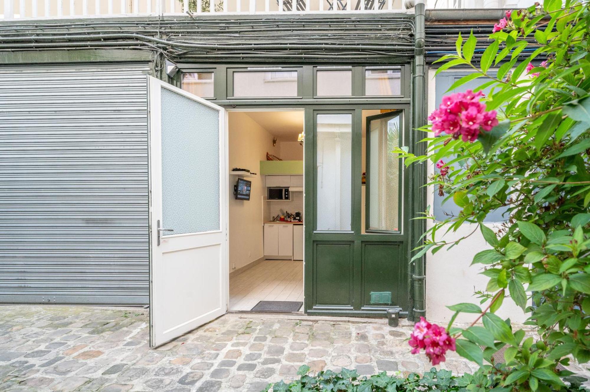 Little Boudoir Of Paris Champs-Elysees Apartment Exterior photo